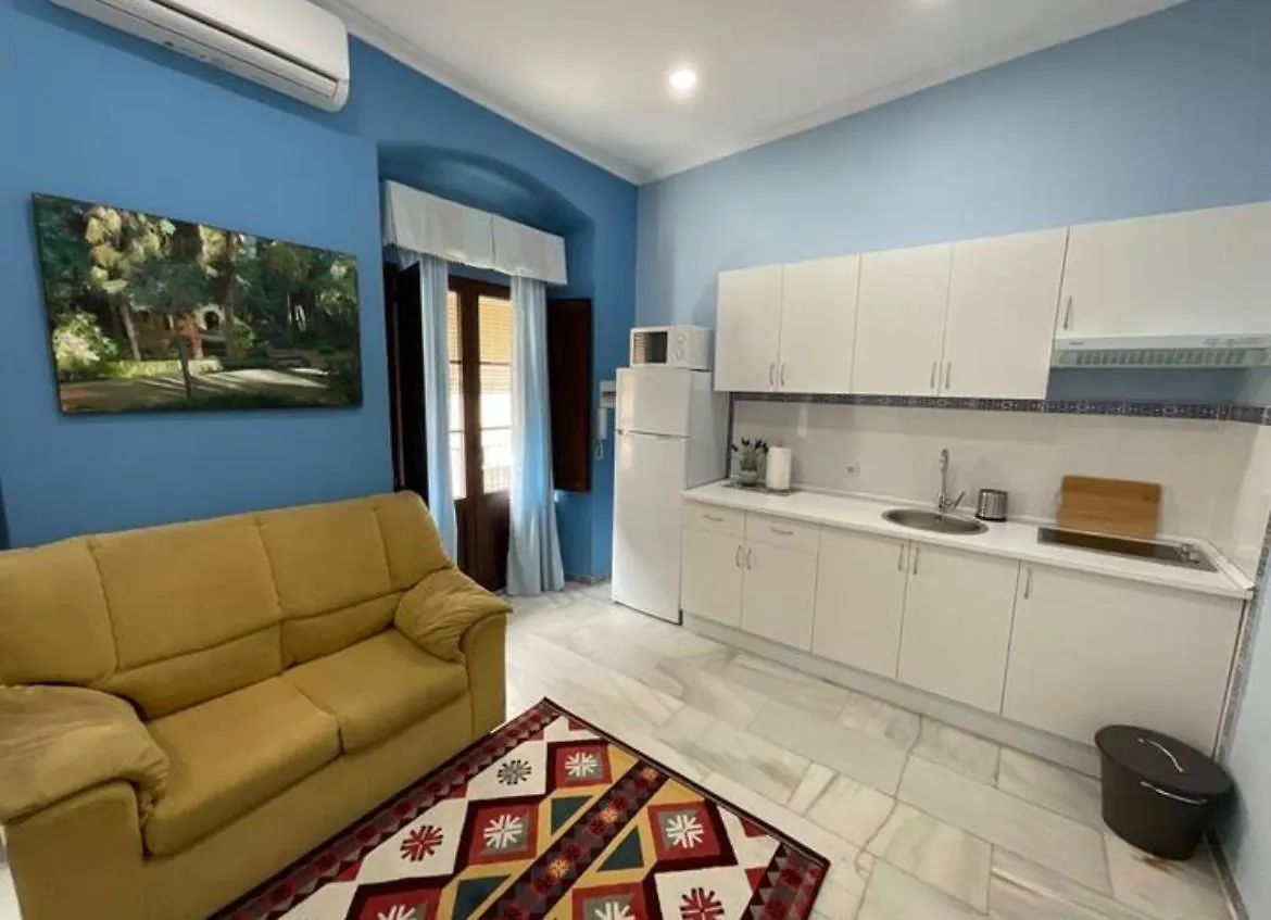 Estudio Con Encanto En El Corazon De Triana Sevilla Spanje