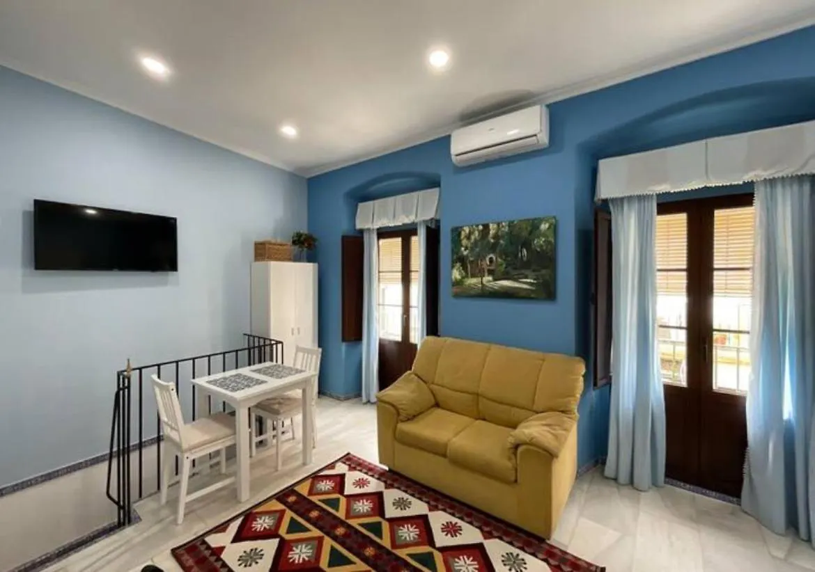 Apartment Estudio Con Encanto En El Corazon De Triana Seville Spain
